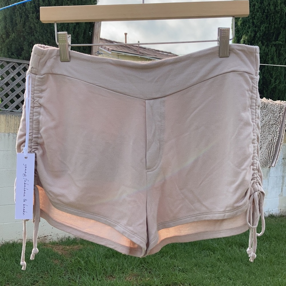 NWT Young Fabulous & Broke Garret Short L MSRP $98 Sand